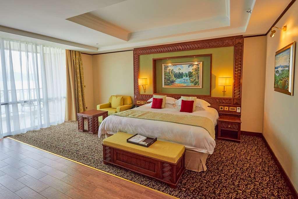 Goma Serena Hotel Room photo