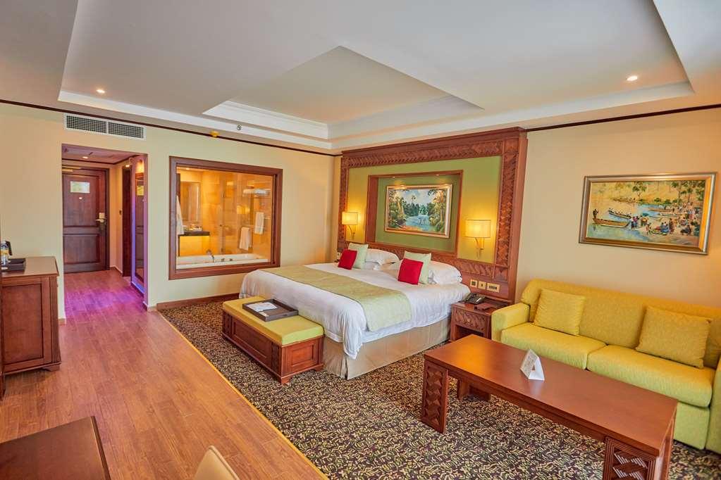 Goma Serena Hotel Room photo