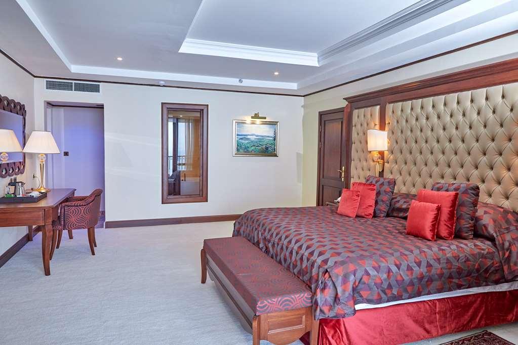 Goma Serena Hotel Room photo